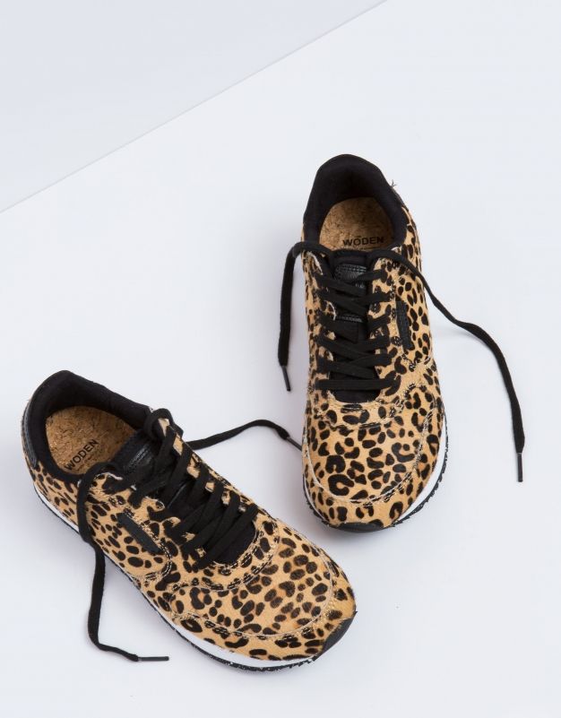 woden leopard print