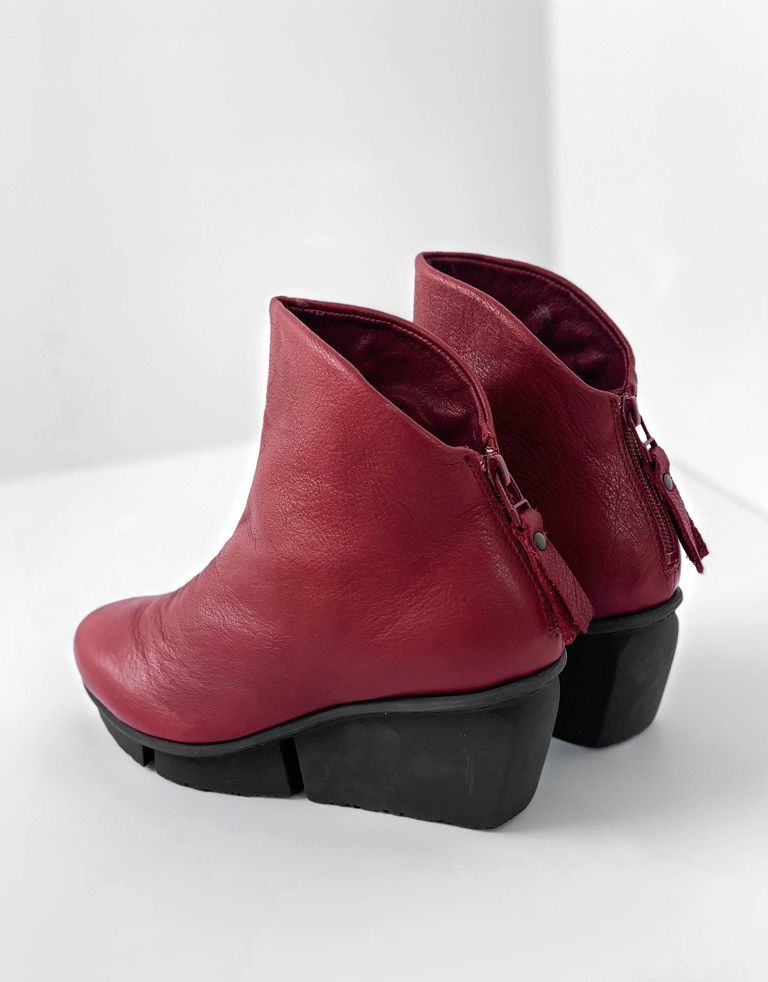 TRIPPEN מגפונים דגם SWIFT splitt אדום יין