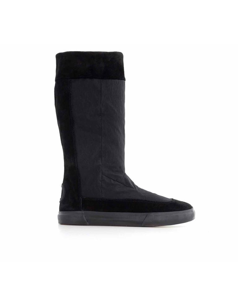 מגפיים שחורים ARO