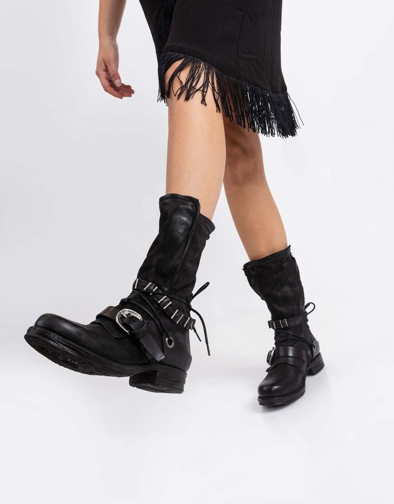 מגפי AS.98 דגם SAINTEC שחור