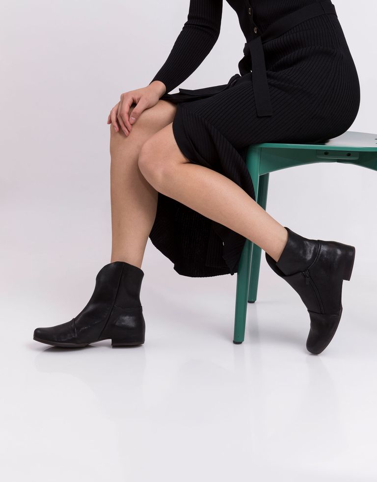נעלי נשים - Vialis - מגפוני עור JAPON - שחור