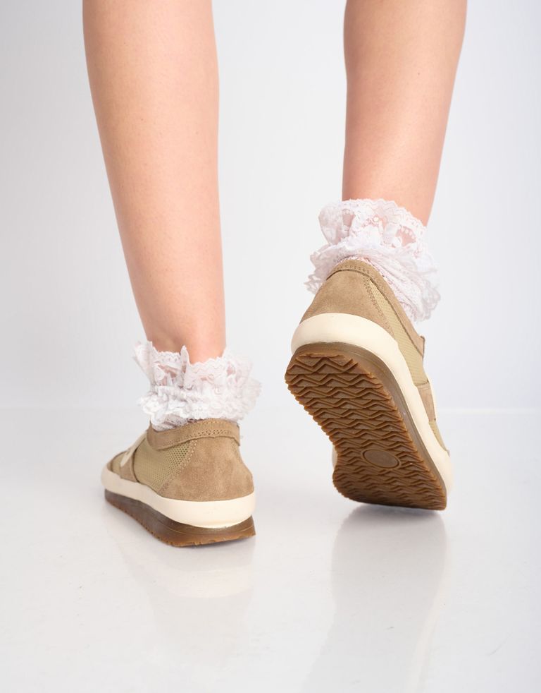 נעלי נשים - Aro - סניקרס JOANETA PLUS - חום בהיר4