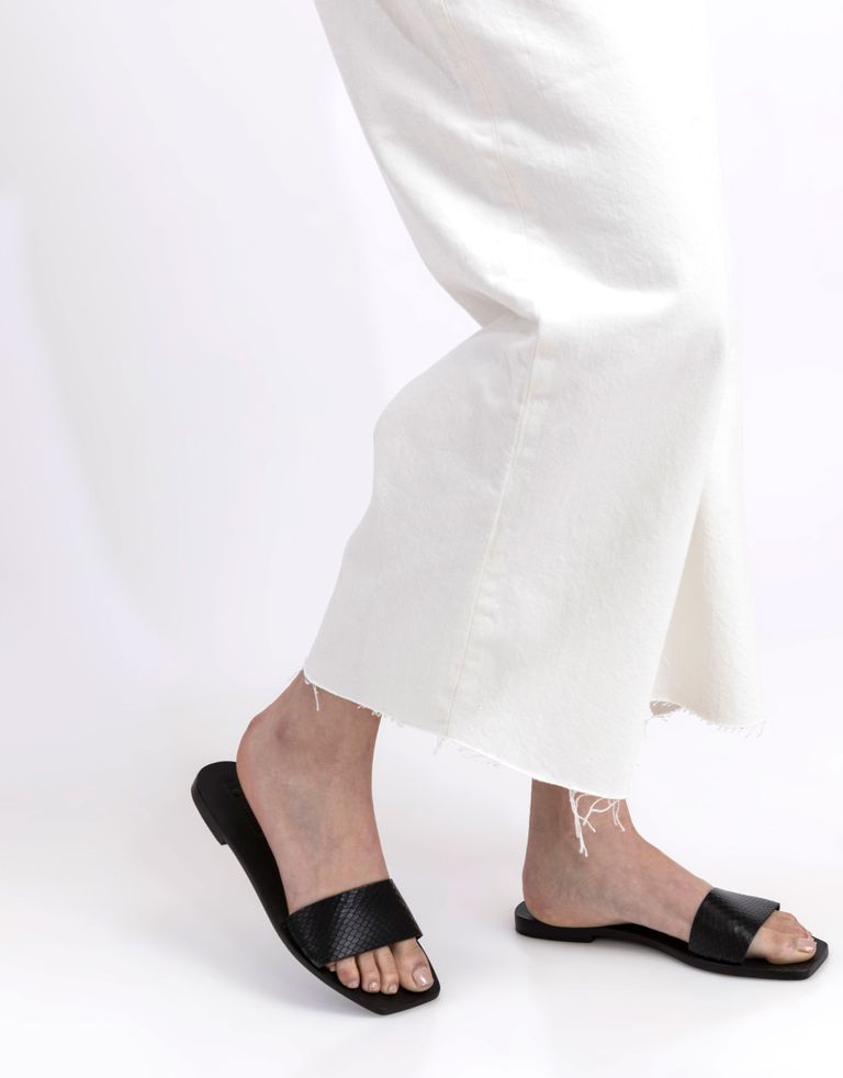 SOL SANA / כפכפים שטוחים GISELLE שחור.1