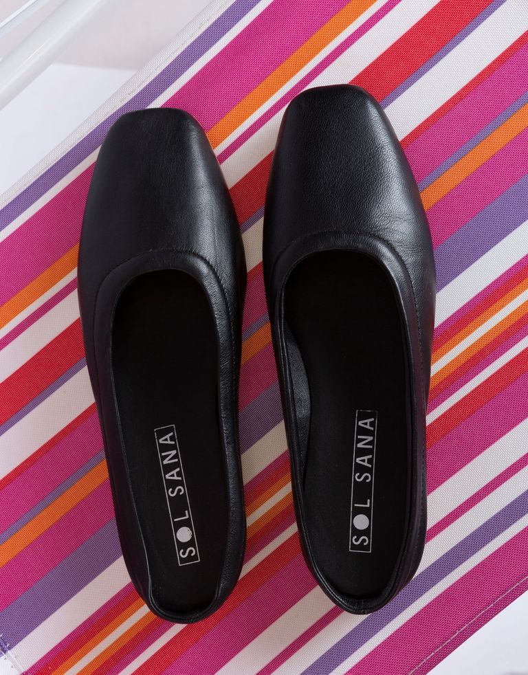 SOL SANA / כפכפים שטוחים סגורים HALLY שחור.4
