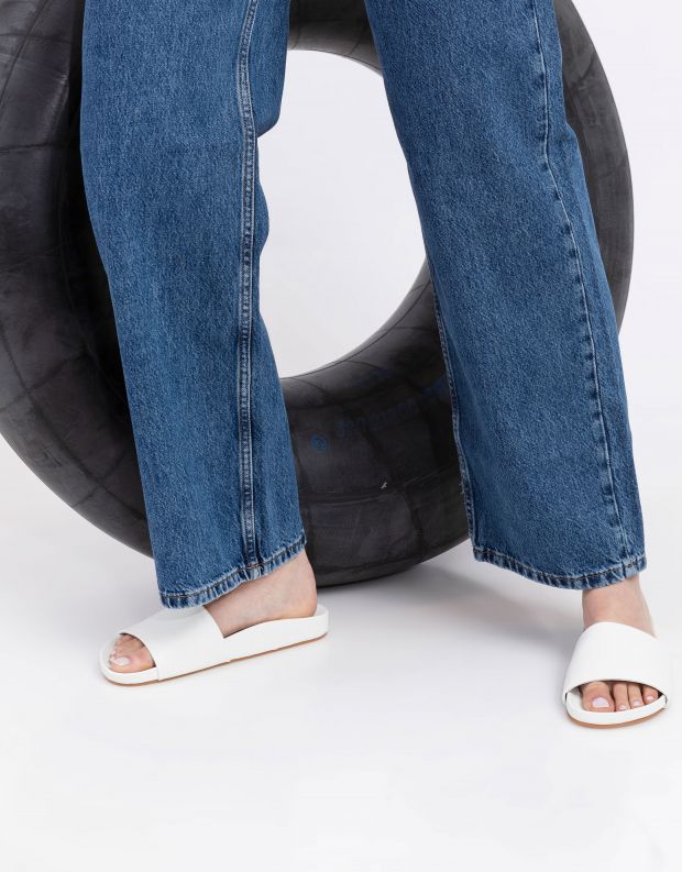 נעלי נשים - SOL SANA - כפכפים שטוחים FLO - לבן