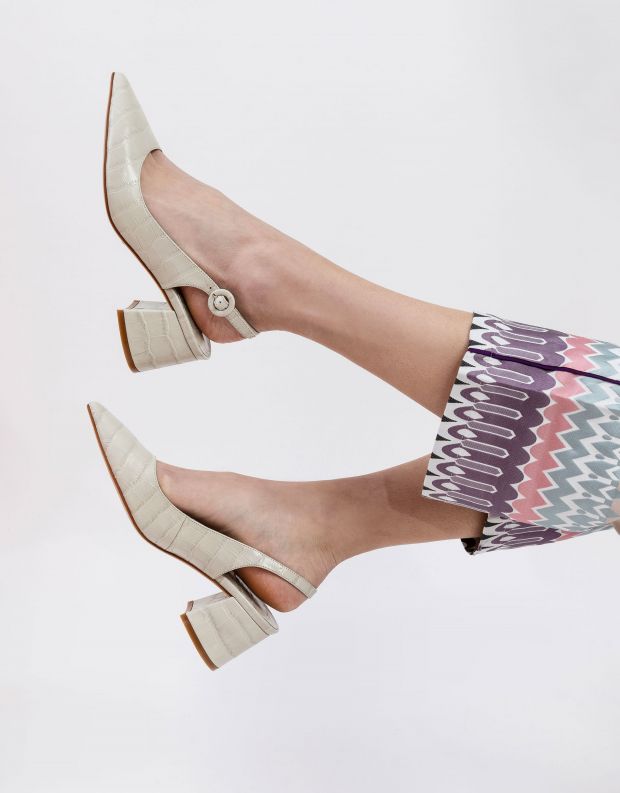 נעלי נשים - Jeffrey Campbell - נעלי סירה עם עקב  HALLIE - אופוויט