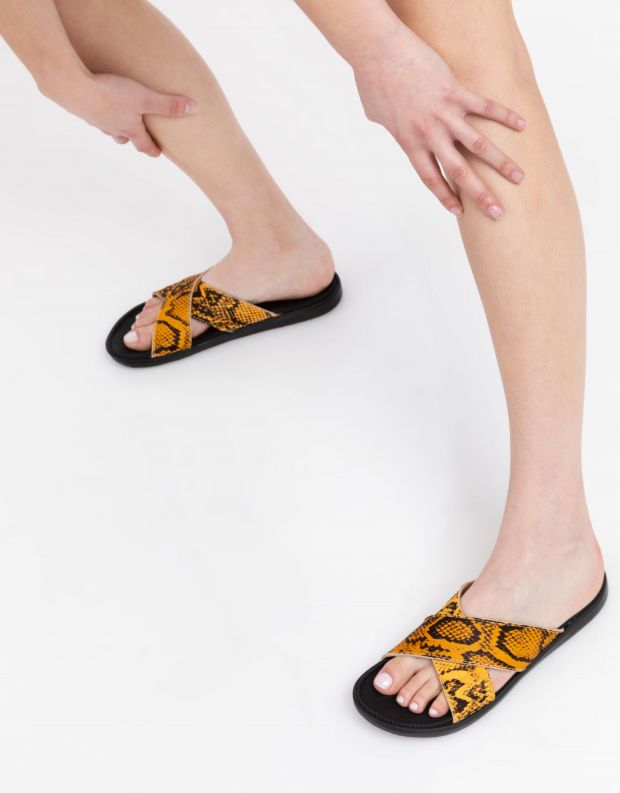 נעלי נשים - Lovelies - כפכפי עור MOMBASSA - צהוב