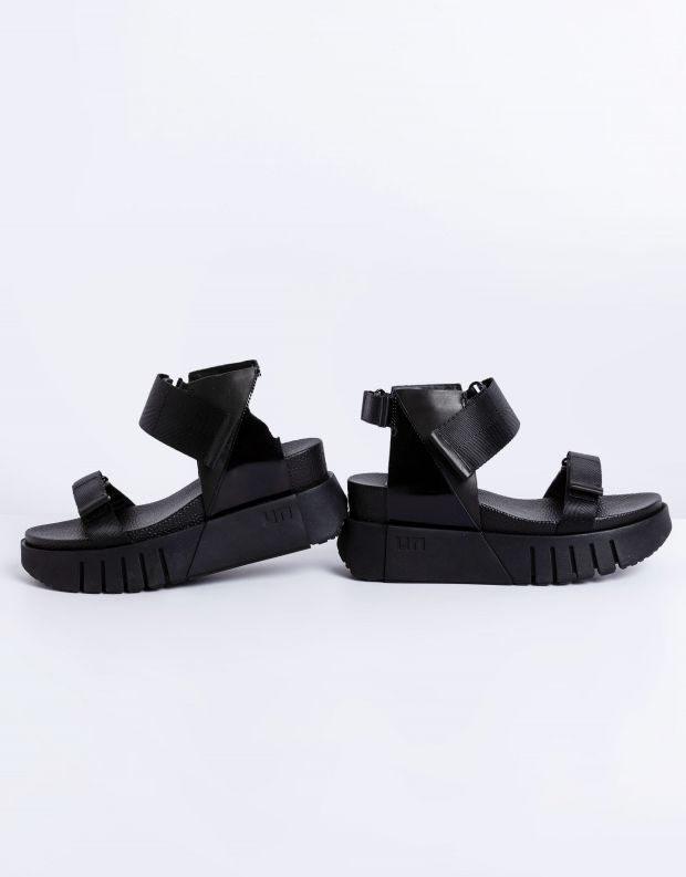 נעלי נשים - United Nude - סנדל DELTA RUN - שחור