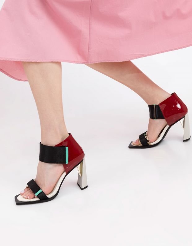 נעלי נשים - United Nude - סנדלי עקב VITA HI - שחור אדום