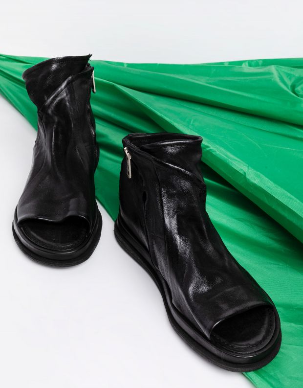 נעלי נשים - A.S. 98 - סנדלים סגורים POLA - שחור