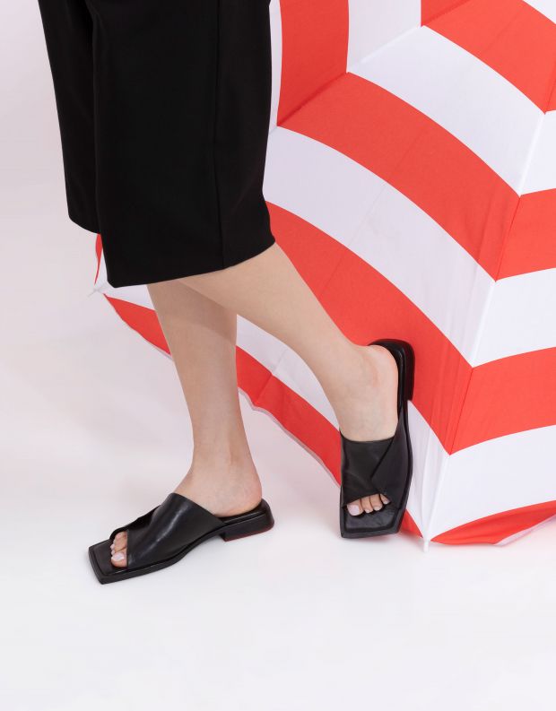 נעלי נשים - Yuko Imanishi - כפכפים שטוחים LAN - שחור