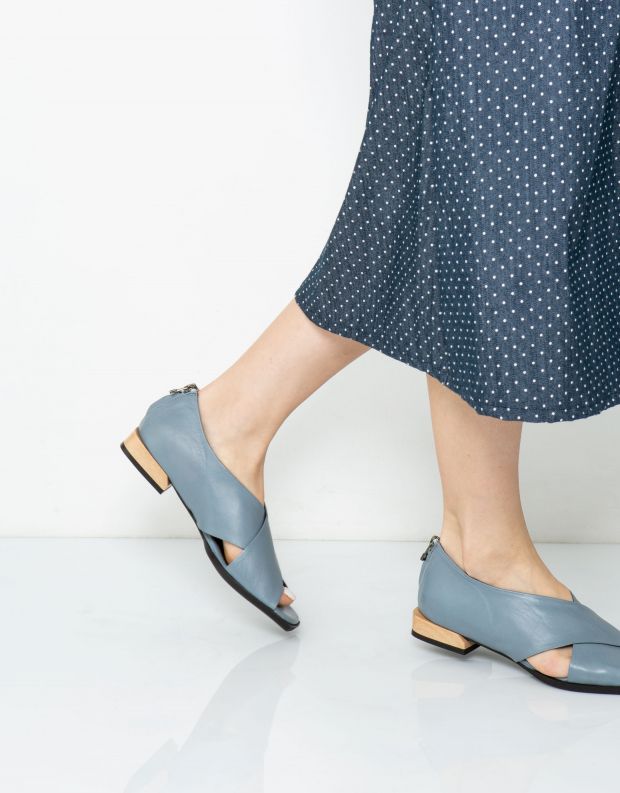 נעלי נשים - Yuko Imanishi - נעלי KURUMI - תכלת