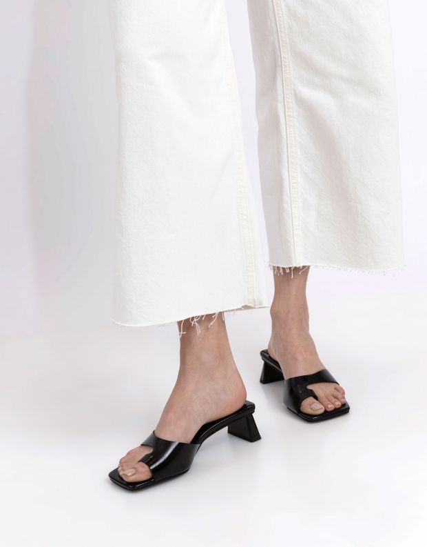 נעלי נשים - Jeffrey Campbell - כפכפי אצבע TECLADO - שחור