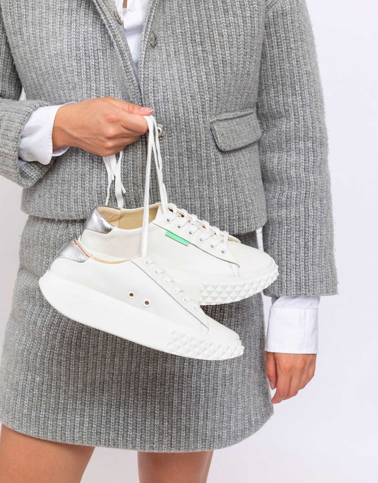 נעלי נשים - 4CCCCEES - סניקרס פלטפורמה BILLOW - לבן