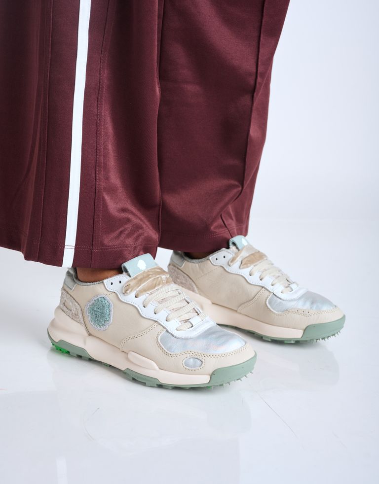 נעלי נשים - Satorisan - סניקרס עור CHACRONA - לבן   כסף3