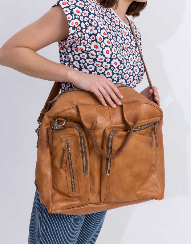 נעלי נשים - A.S. 98 - תיק כיסים גדול - קאמל