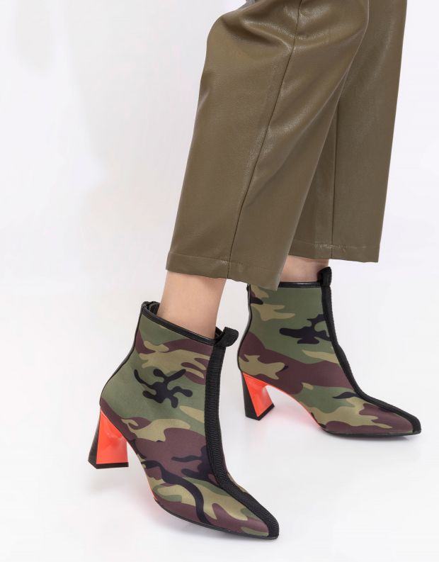 נעלי נשים - United Nude - מגפוני עקב LUCID MOLTEN M - ירוק צבאי