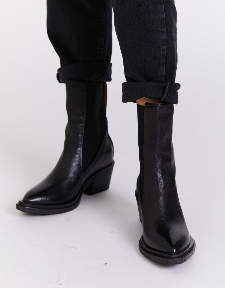 נעלי נשים - A.S. 98 - מגפוני עור עם עקב ISTINT - שחור