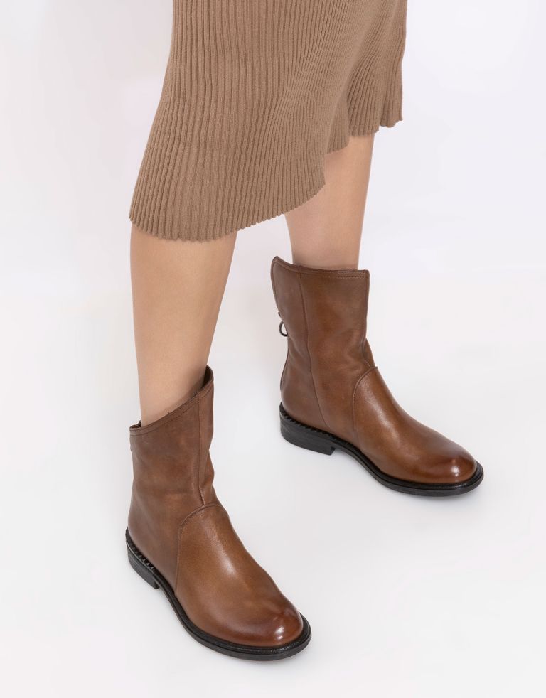 נעלי נשים - Mjus - מגפונים אסימטריים PALLY - קוניאק