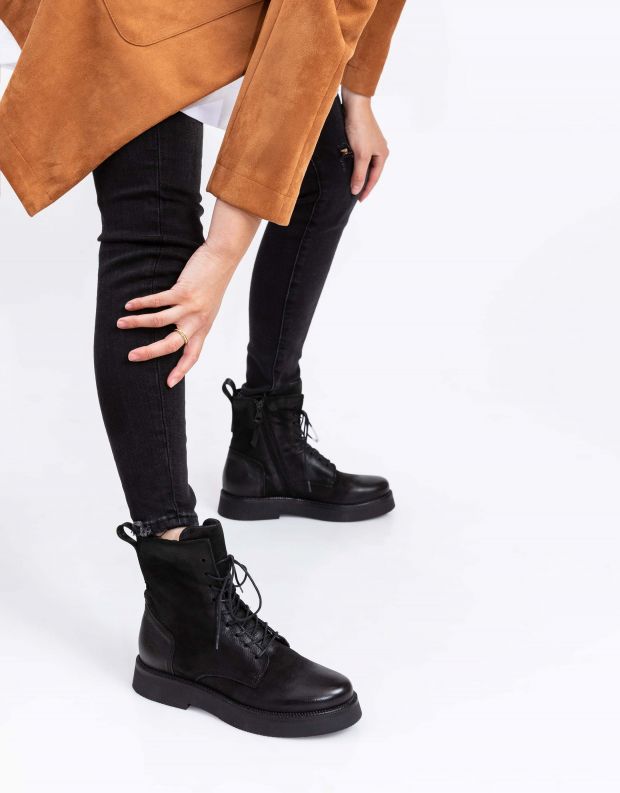 נעלי נשים - Mjus - מגפונים TRIPLE עם שרוכים - שחור
