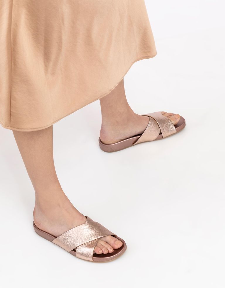 נעלי נשים - Rollie - כפכפי איקס TIDE CROSS - ברונזה3