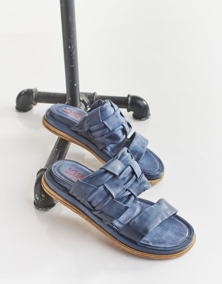 נעלי נשים - A.S. 98 - כפכפי עור קלועים POLA - כחול