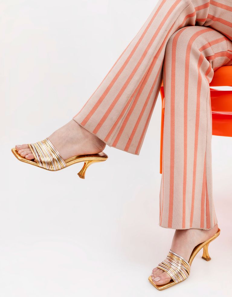 נעלי נשים - Jeffrey Campbell - כפכפי עקב מטאליים MR BIG2 - זהב