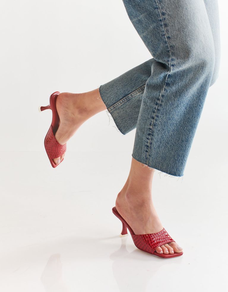 נעלי נשים - Jeffrey Campbell - כפכפי עור MR BIG SQUARES - אדום