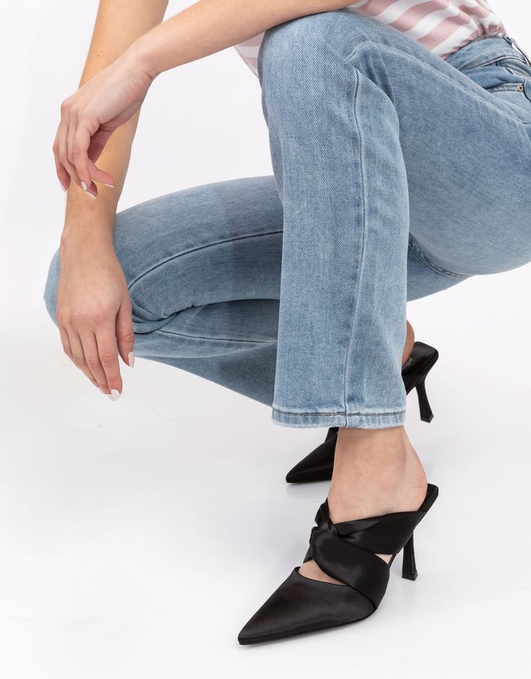 נעלי נשים - Jeffrey Campbell - כפכפי עקב TIED-UP - שחור