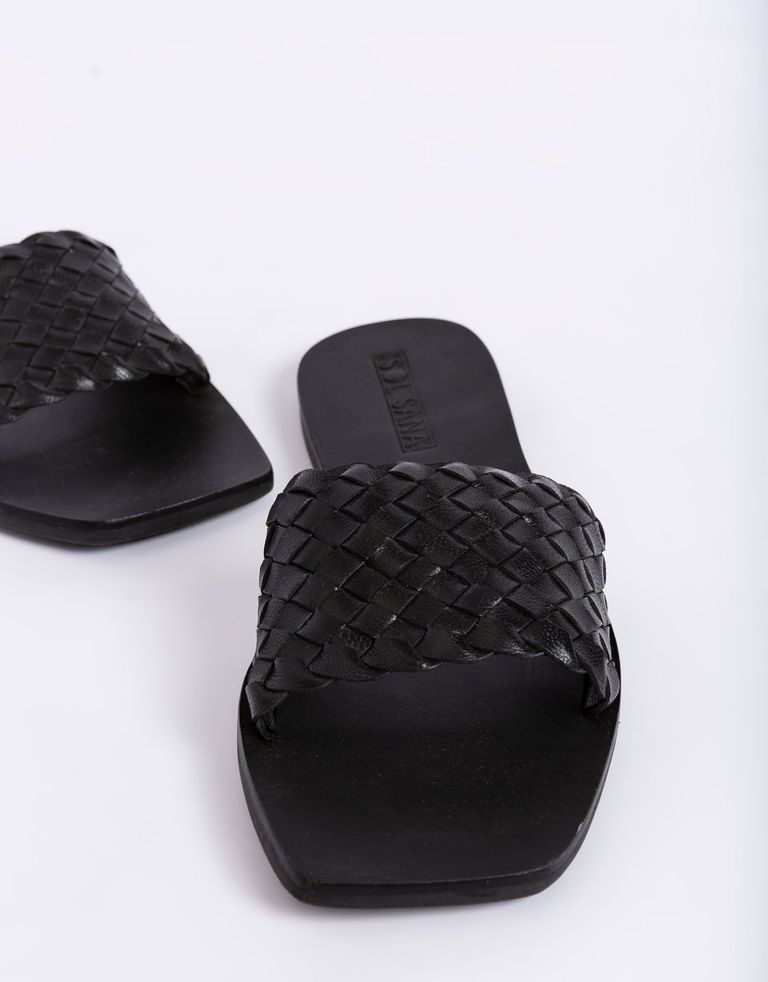 נעלי נשים - SOL SANA - כפכפים שטוחים MARIGOLD - שחור