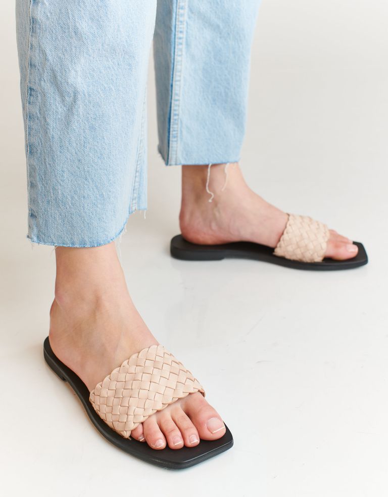 נעלי נשים - SOL SANA - כפכפים שטוחים MARIGOLD - לבן