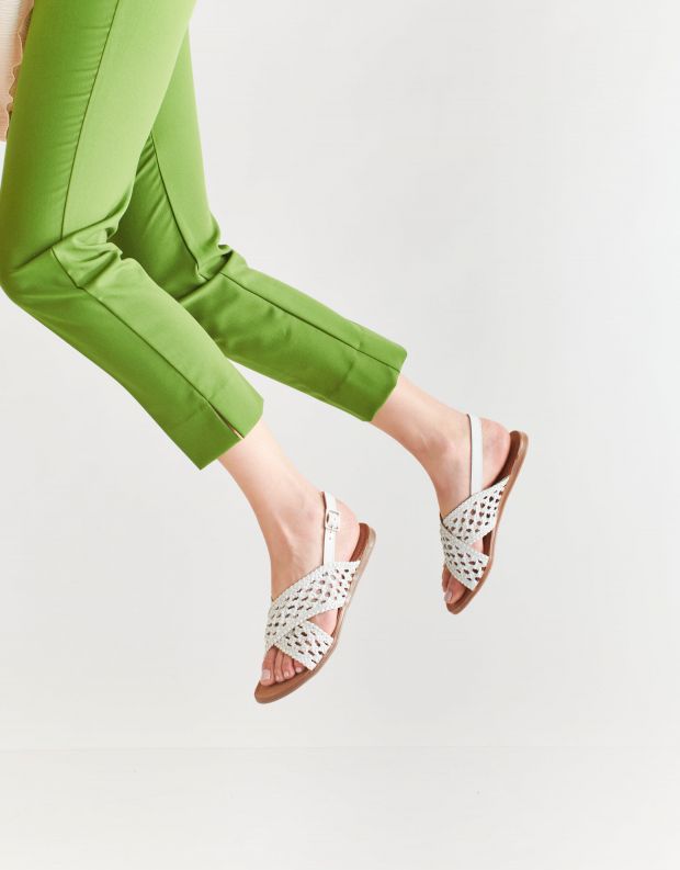 נעלי נשים - Salt+Umber - סנדלי עור קלועים DAHLIA - לבן
