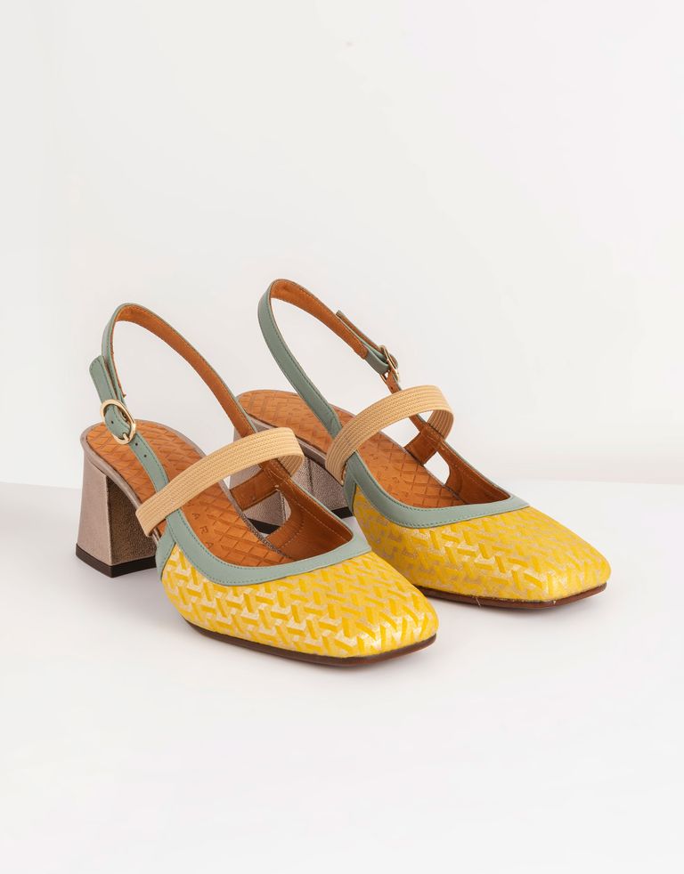 נעלי נשים - Chie Mihara - סנדלי עקב VOYAGE - צהוב