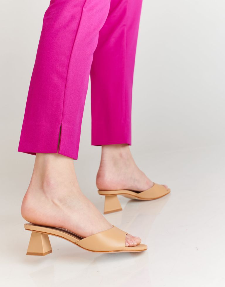 נעלי נשים - Schutz - כפכפים LIZA LO - ניוד