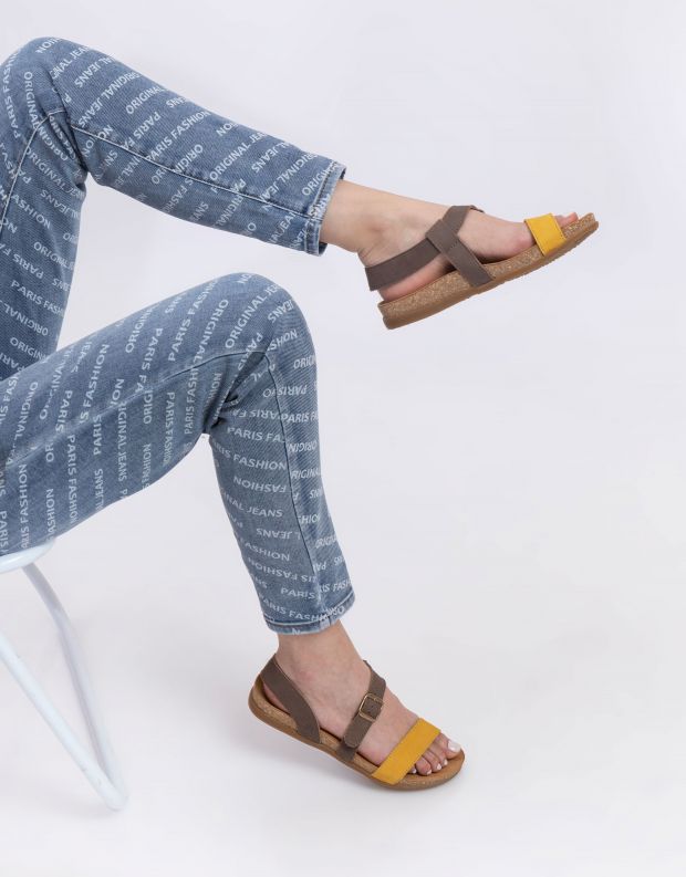 נעלי נשים - El Naturalista - סנדלי רצועות ZUMAIA - צהוב   אפור