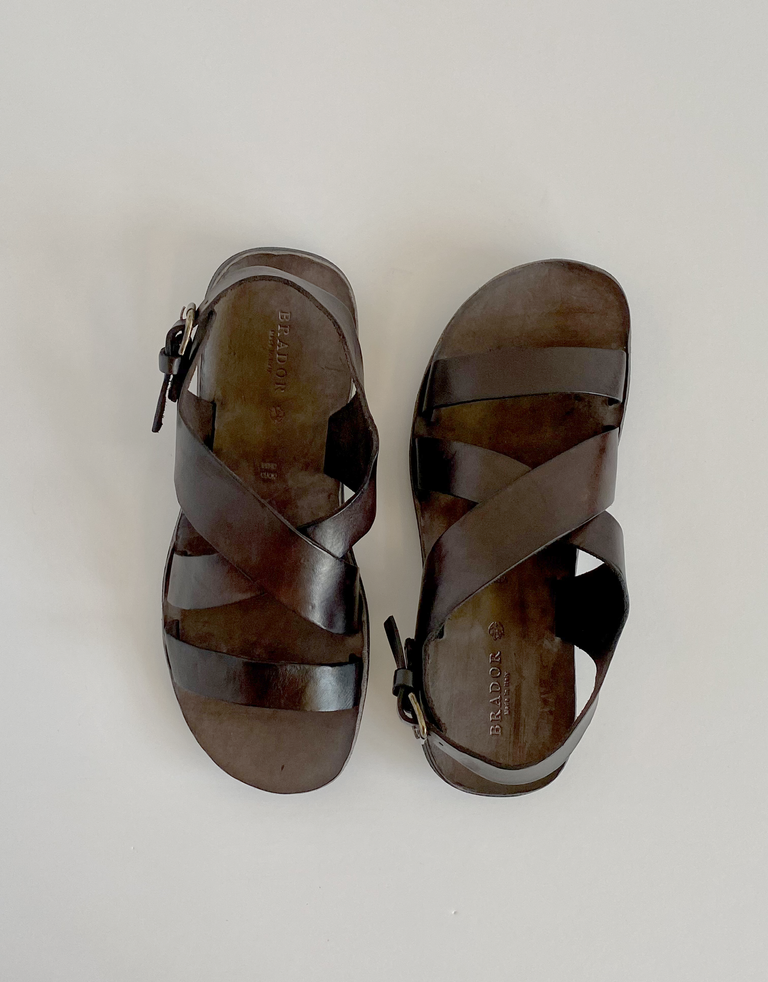 נעלי גברים - Brador - סנדלי עור CLOSE - חום כהה