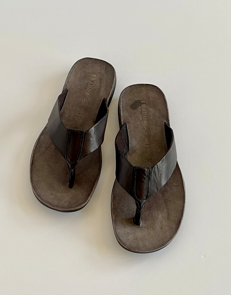 נעלי גברים - Brador - כפכפי עור CHROMO - חום כהה