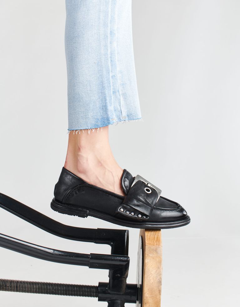 נעלי נשים - A.S. 98 - מוקסינים עם אבזם TAMU - שחור