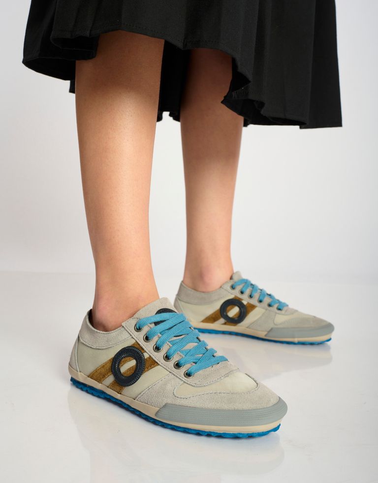 נעלי נשים - Aro - סניקרס נמוכות מעור IDO - אפור בהיר1