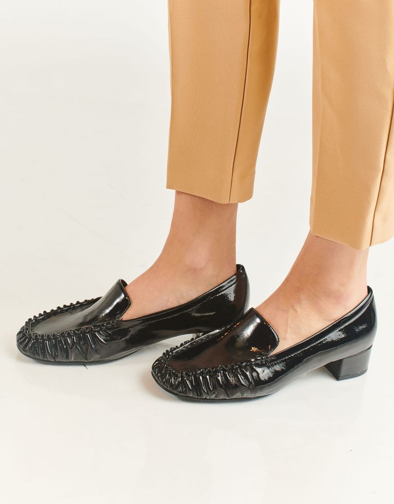 נעלי נשים - Jeffrey Campbell - מוקסינים מזמש MENTOR - שחור3