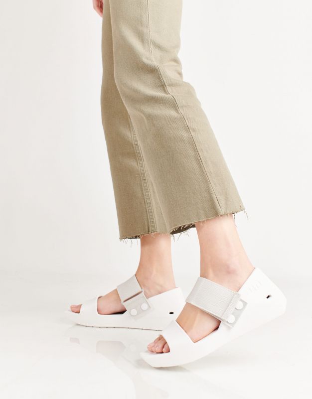 סנדלים HYBRID JANE LO United Nude | שופרא | shoofra