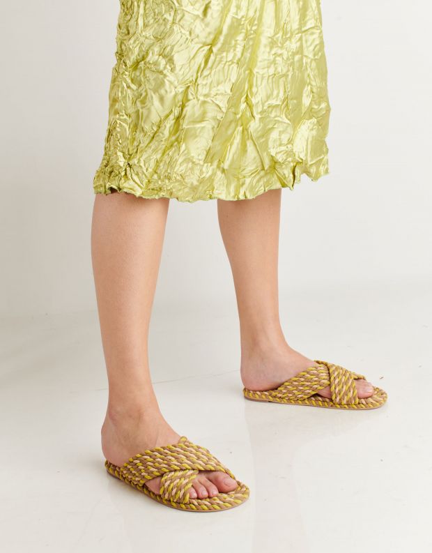 נעלי נשים - Salt+Umber - כפכפים SARAYA - ירוק