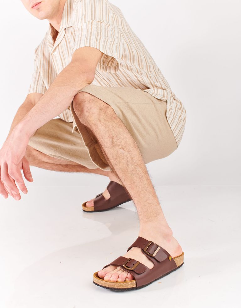 נעלי גברים - El Naturalista - כפכפי WARAJI VEGAN - חום