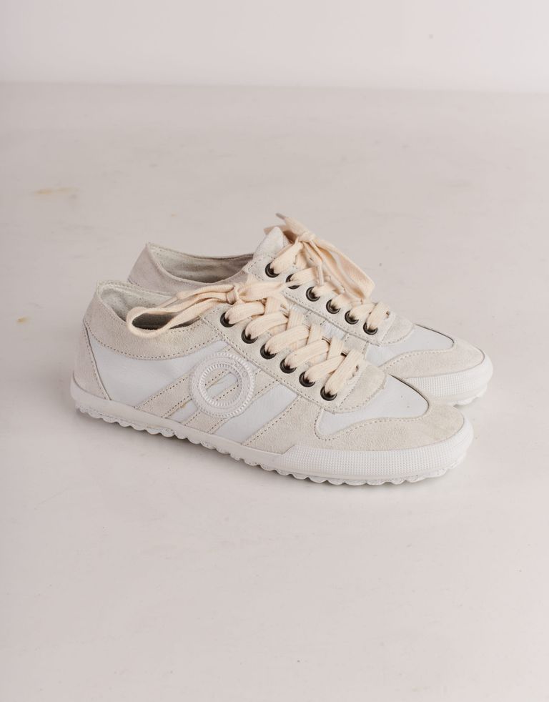 נעלי נשים - Aro - סניקרס נמוכות מעור IDO - לבן1