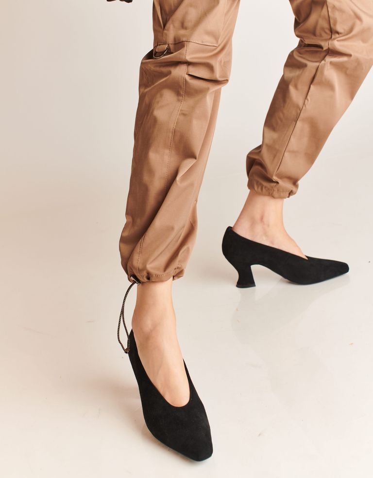 נעלי נשים - Jeffrey Campbell - נעלי סירה מזמש HINTS - שחור2