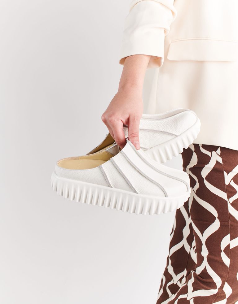 נעלי נשים - 4CCCCEES - כפכפים סגורים WAFFO MULE - לבן