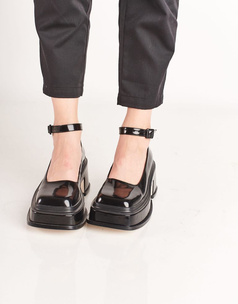 נעלי נשים - Jeffrey Campbell - נעלי בובה EMPATH - שחור