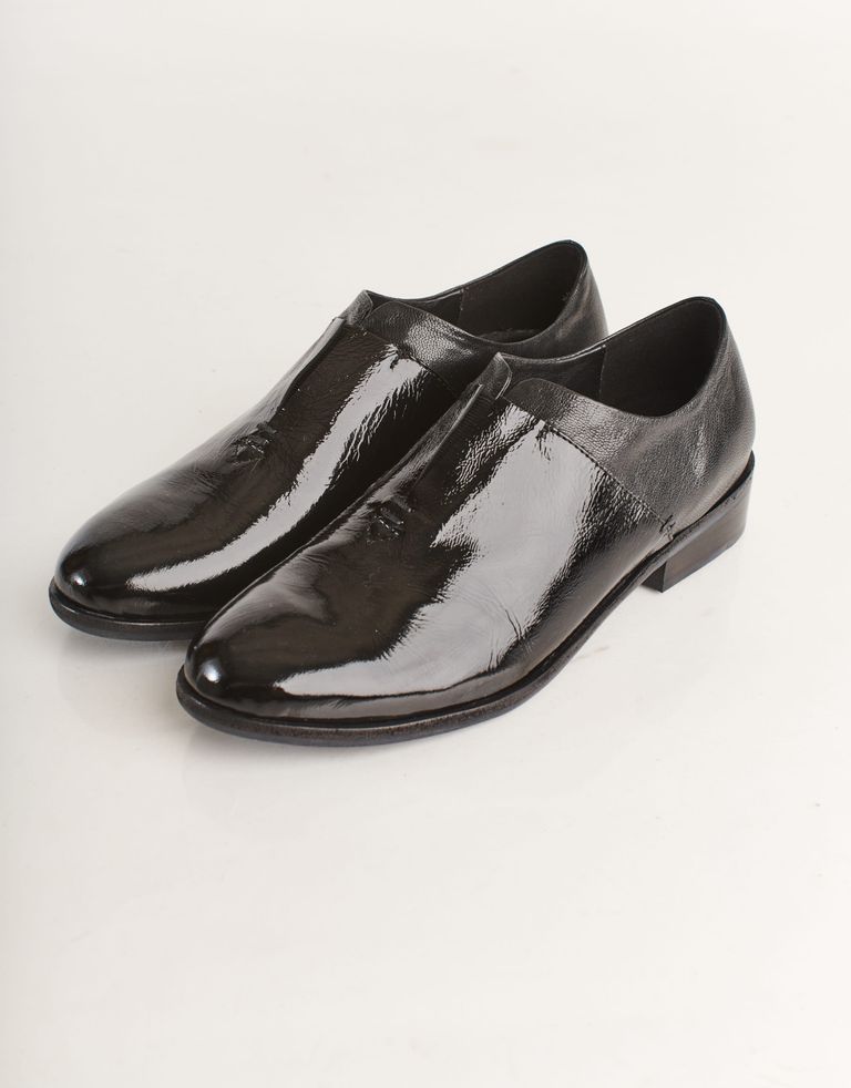 נעלי נשים - Yuko Imanishi - נעליים סגורות RIKO - שחור4