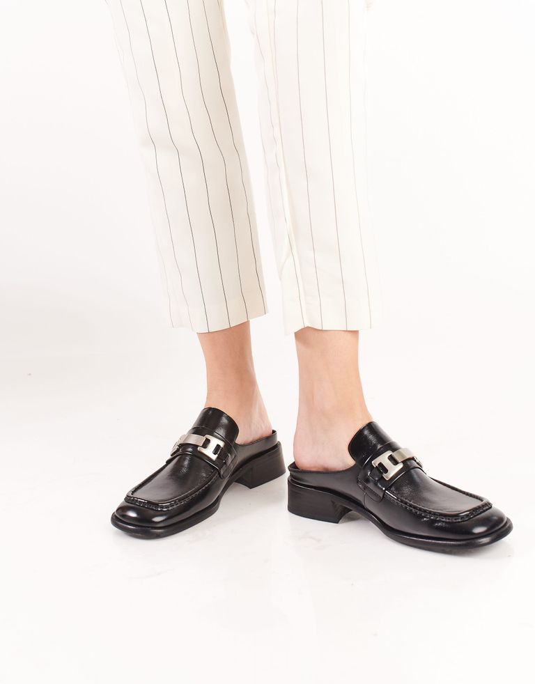 נעלי נשים - Jeffrey Campbell - כפכפי עור INFORMED - שחור
