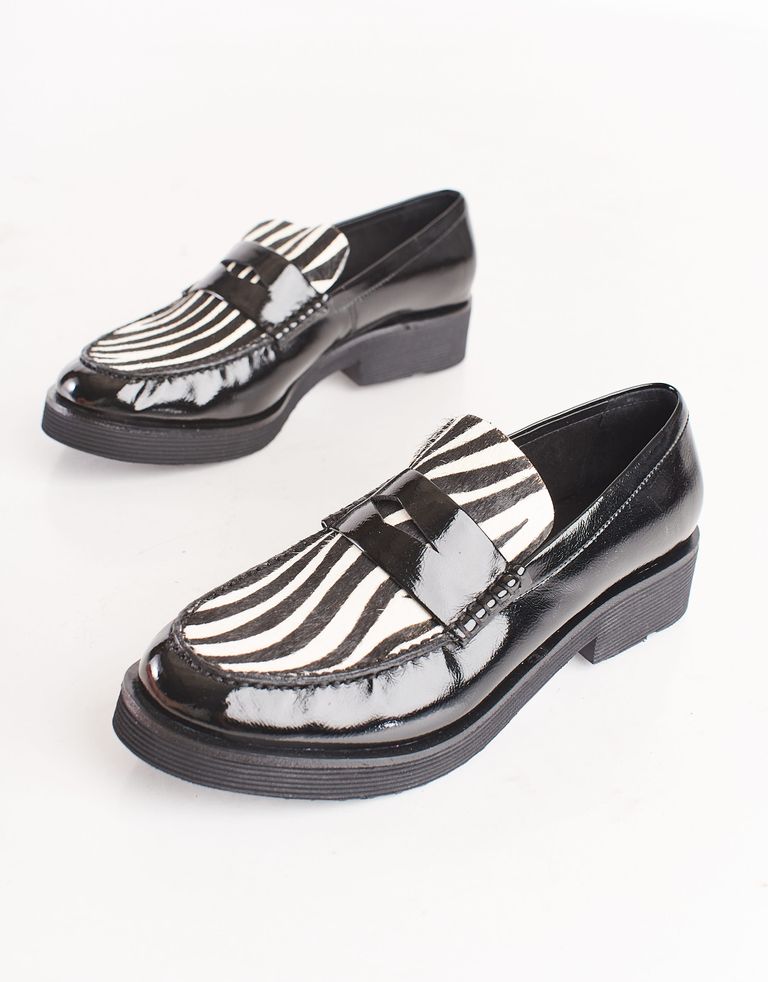 נעלי נשים - Jeffrey Campbell - מוקסינים משולבים LENNA PR - זברה2